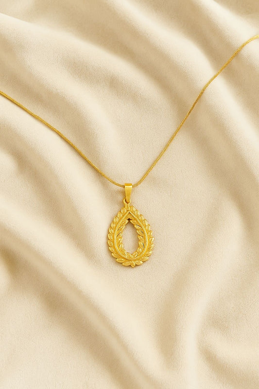 Aurela Pendant