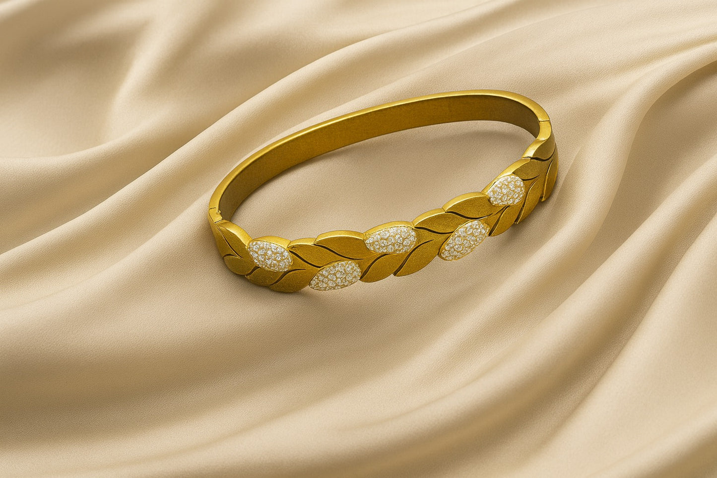 Aurora Leaf Bracelet