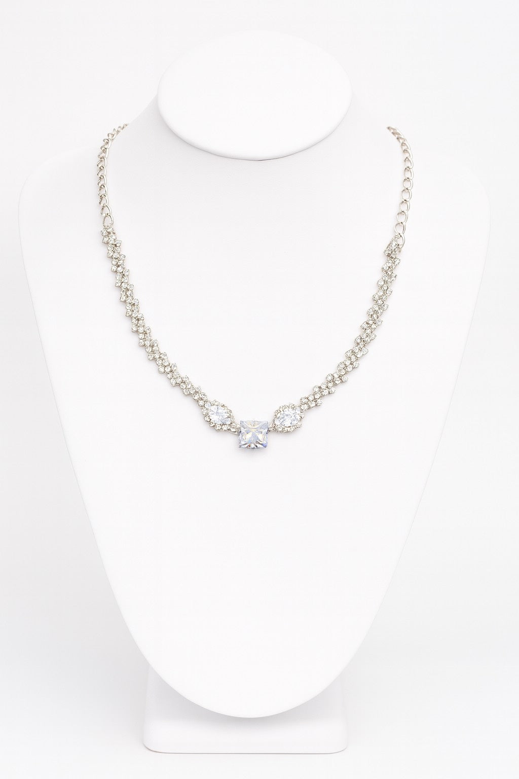 Eterna Pendant