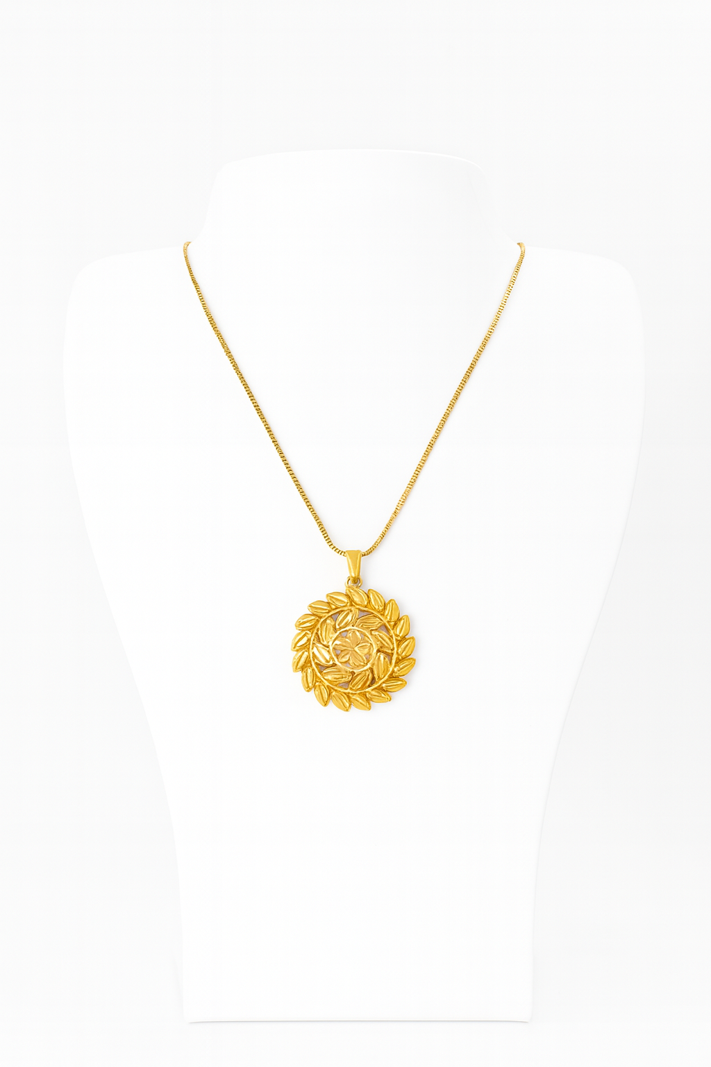 Regal Bloom Pendant